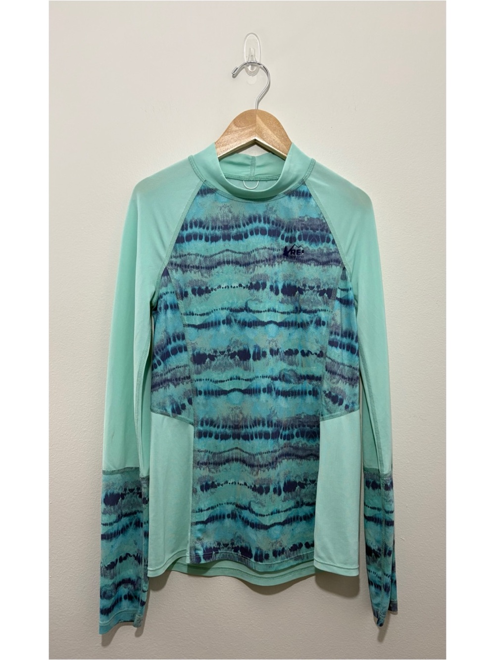 REI Co-Op blue tie-dye long sleeve rash guard shirt (medium 10/12 youth)